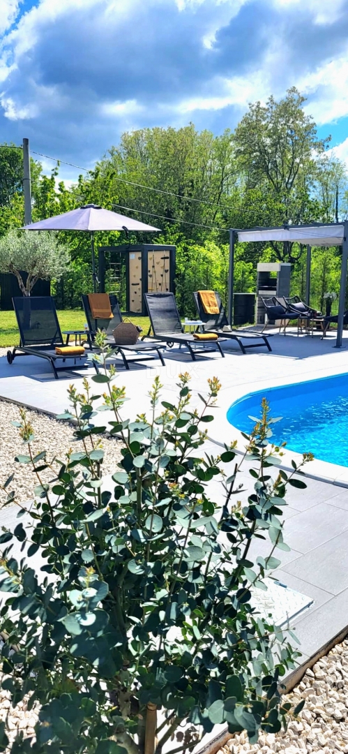 Hiša Ružići, Sveta Nedelja, 102m2