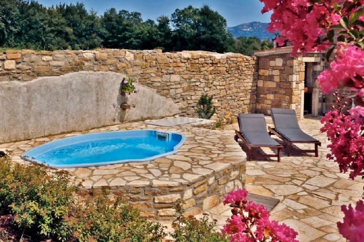 Labin, 280m2