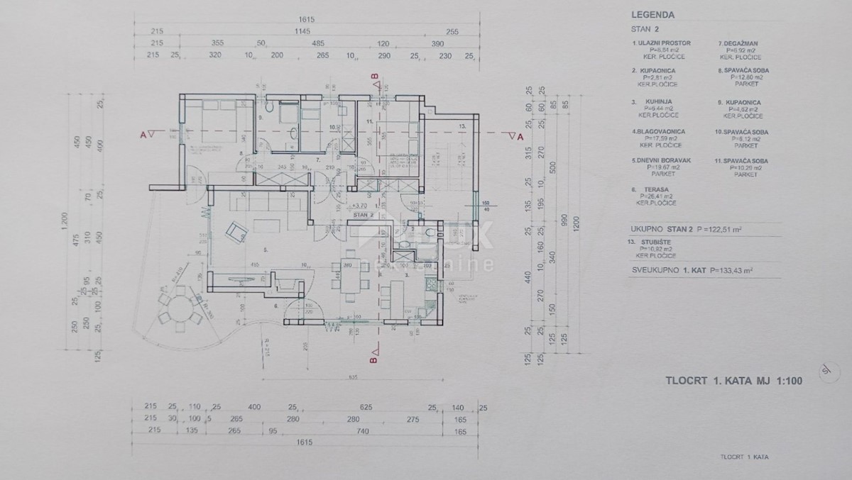PAKOŠTANE - Prostorna dvonadstropna hiša s tremi apartmaji