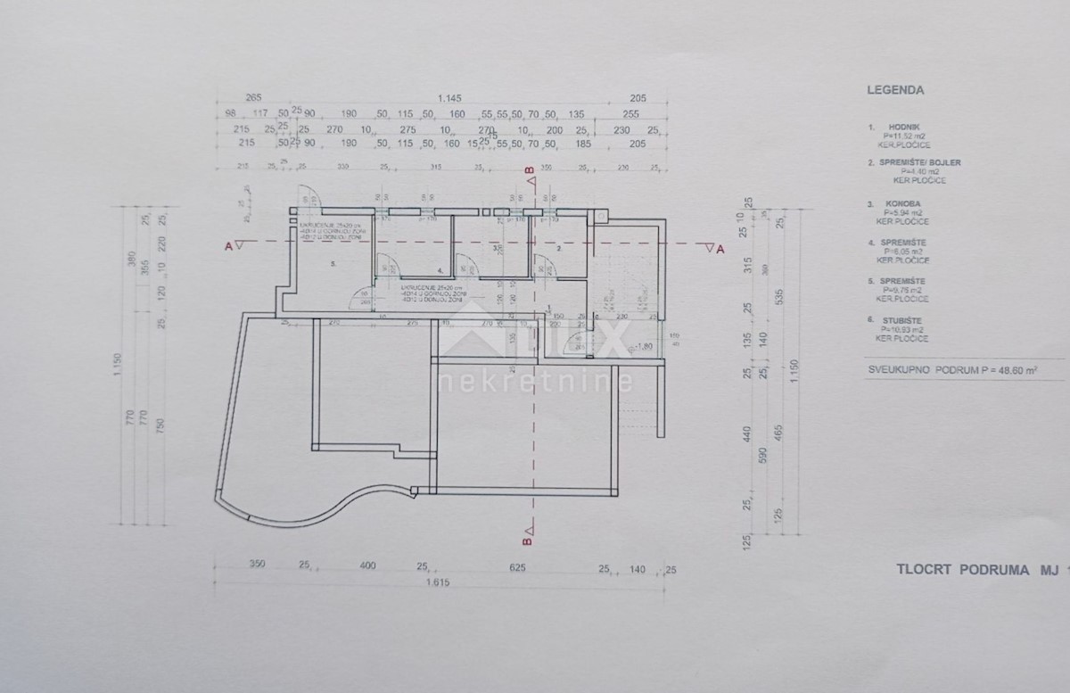PAKOŠTANE - Prostorna dvonadstropna hiša s tremi apartmaji