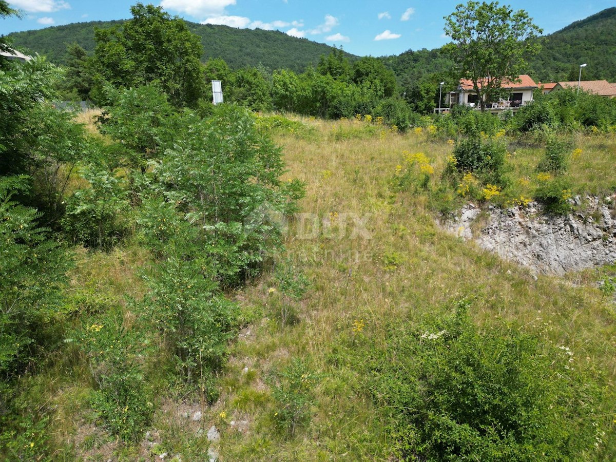 MATULJI, JURDANI, RUPA - gradbeno zemljišče 9000m2 z ZAZID. DOVOLJENJE za halo in poslovno stanovanjski objekt