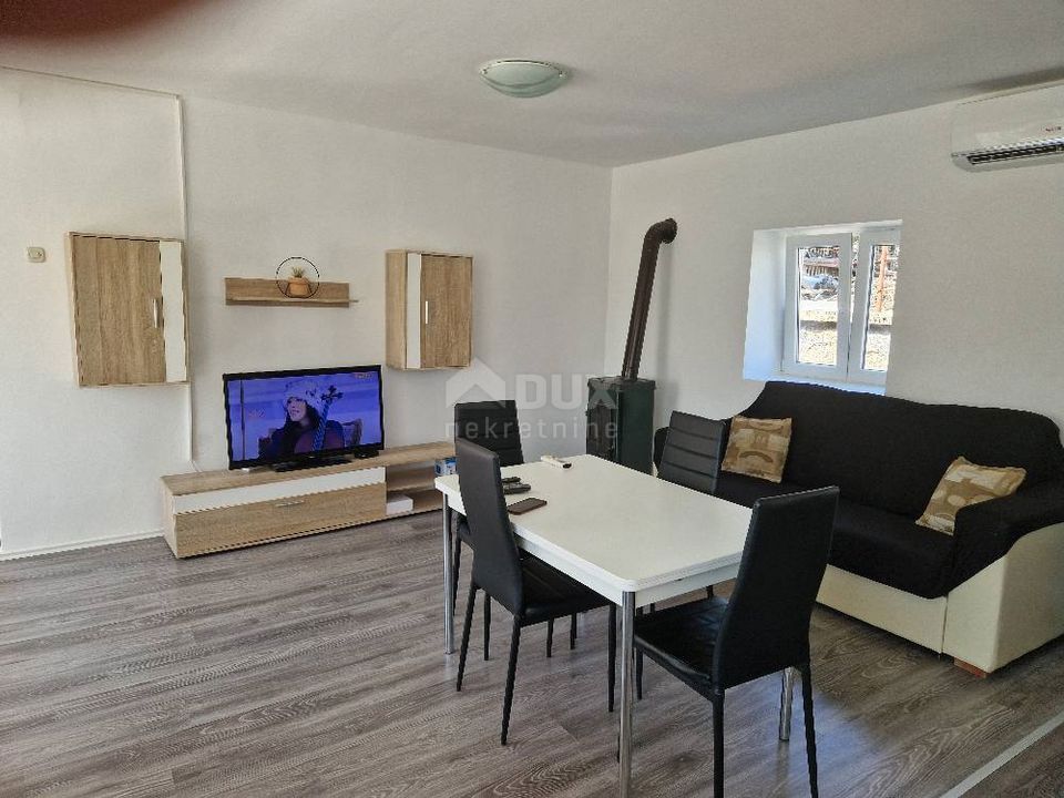 RIJEKA, GROBNIK - SAMOSTOJNA HIŠA V 2 NADSTROPJIH!!!