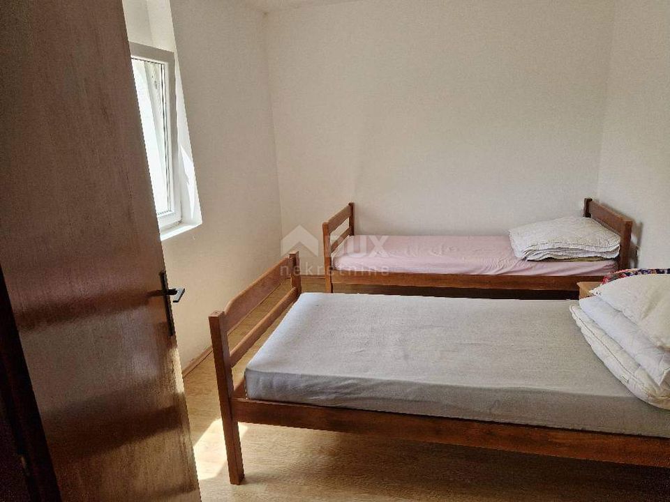 RIJEKA, GROBNIK - SAMOSTOJNA HIŠA V 2 NADSTROPJIH!!!