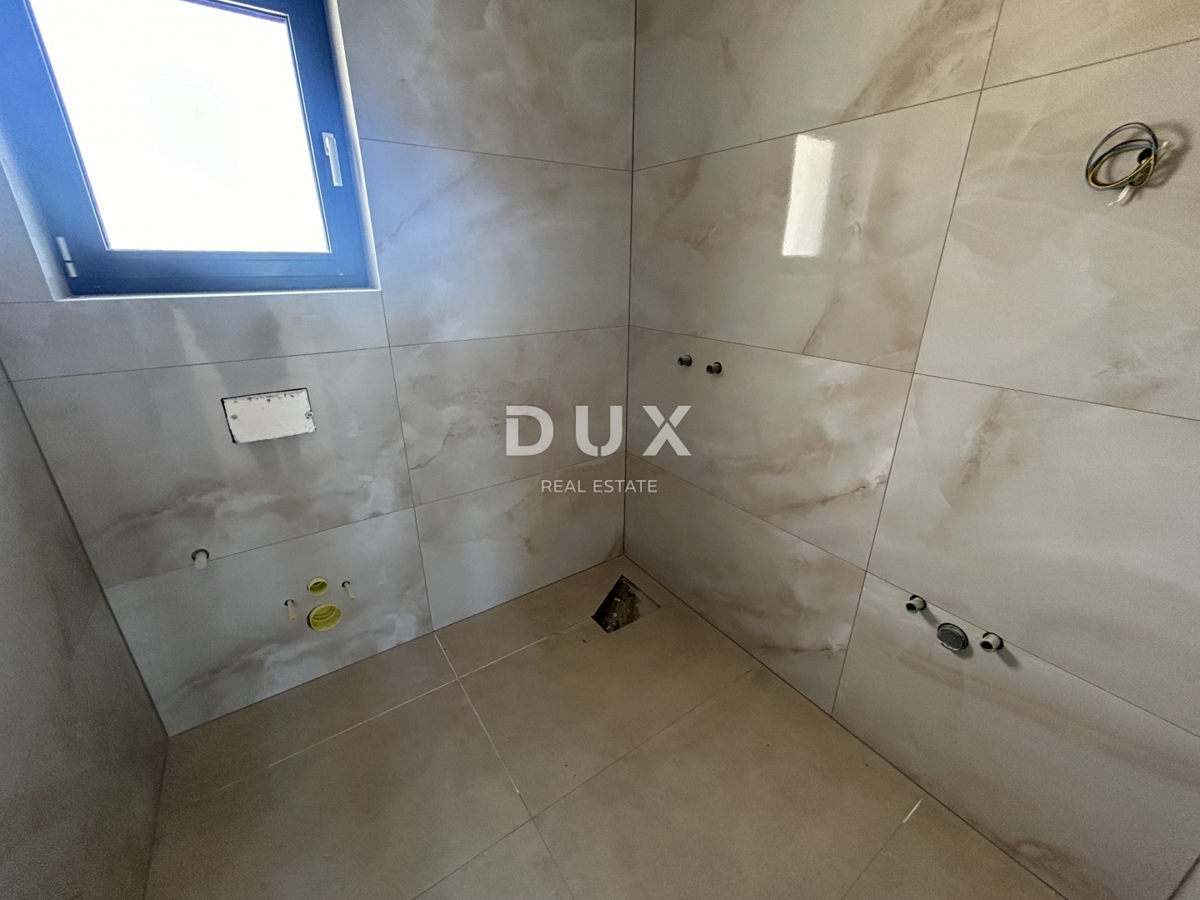 PRIMOŠTEN, DOLAC - Stanovanje v novogradnji s čudovitim pogledom na morje!