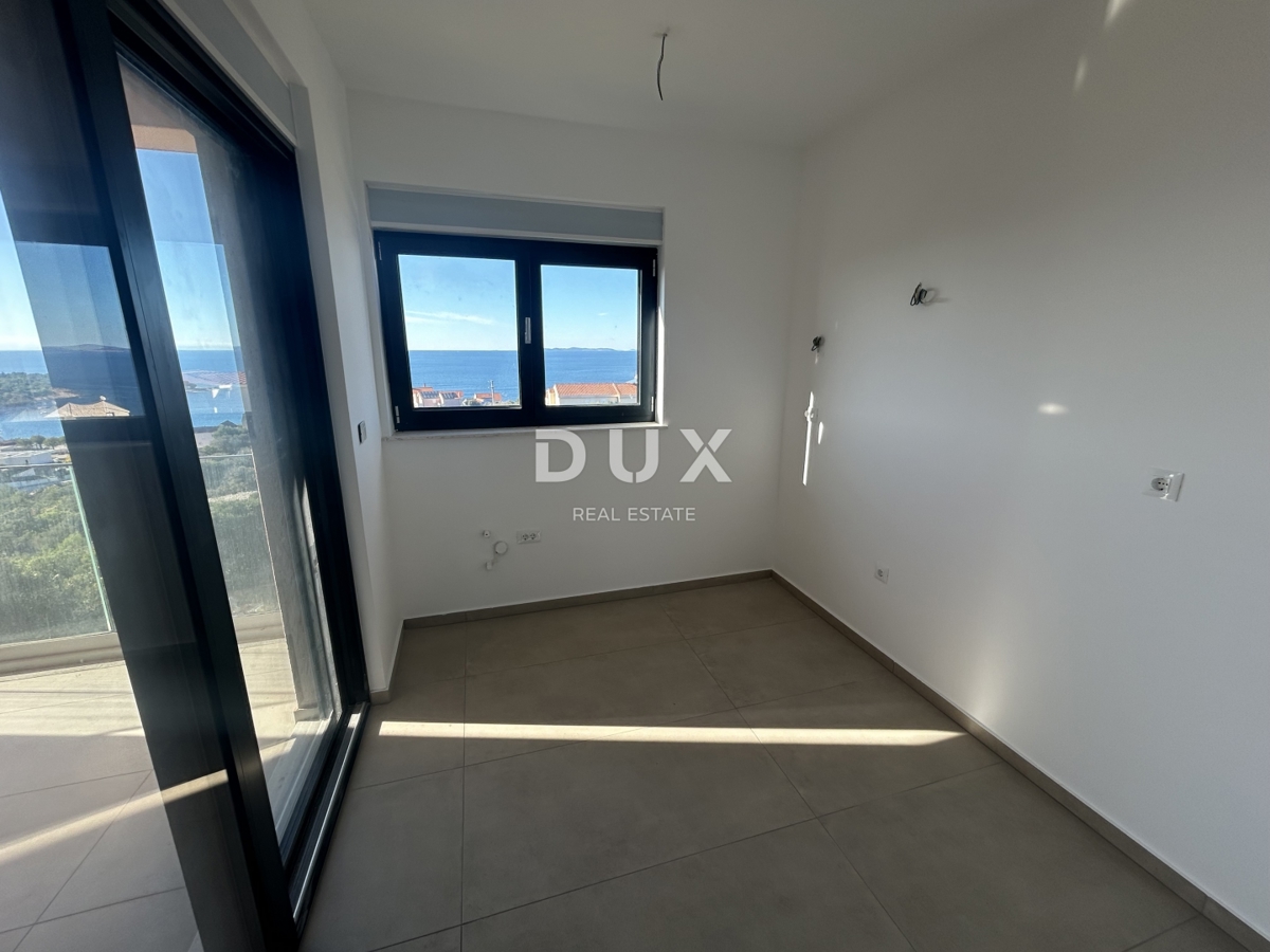 PRIMOŠTEN, DOLAC - Stanovanje v novogradnji s čudovitim pogledom na morje!