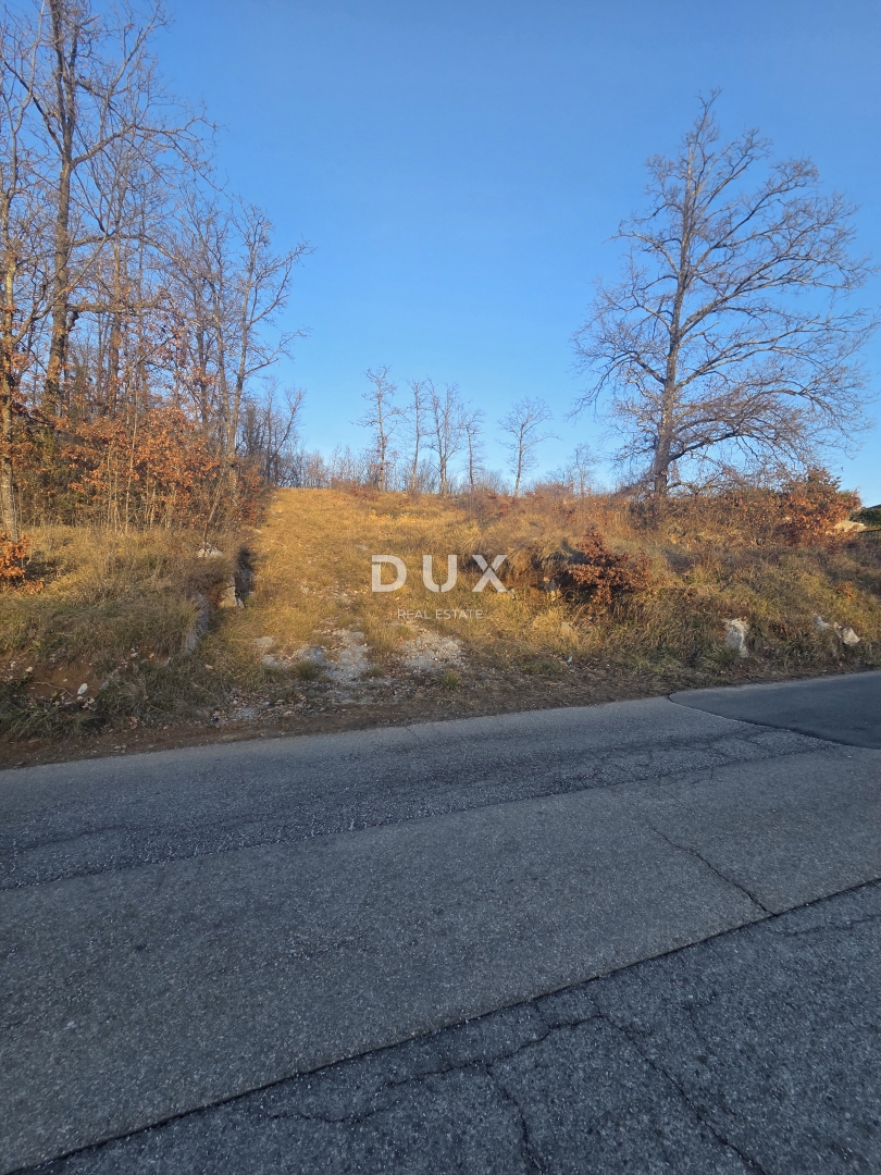 OPATIJA, MATULJI, OKOLICA – Začet gradnje na parceli 1.300 m²