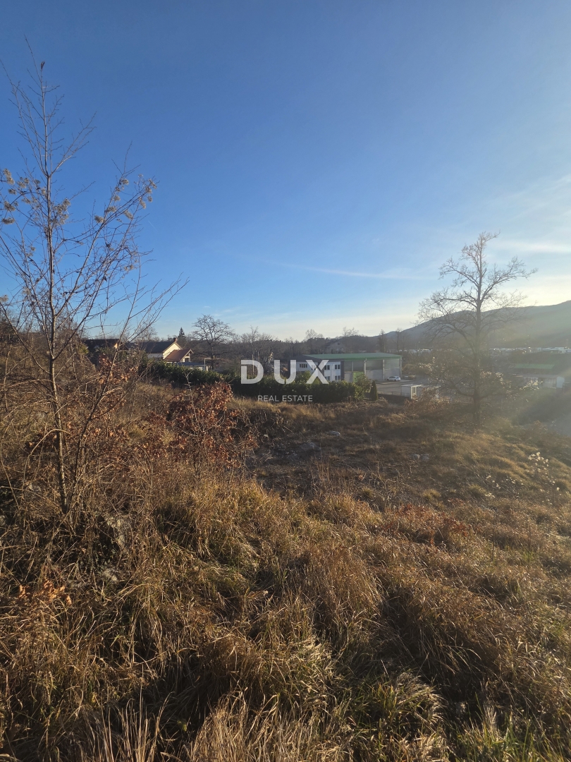 OPATIJA, MATULJI, OKOLICA – Začet gradnje na parceli 1.300 m²