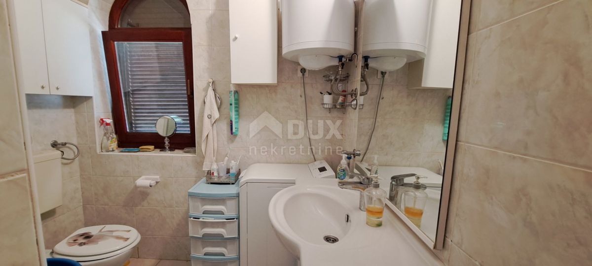 OTOK KRK, MALINSKA - lep enosoben apartma 350 m od morja