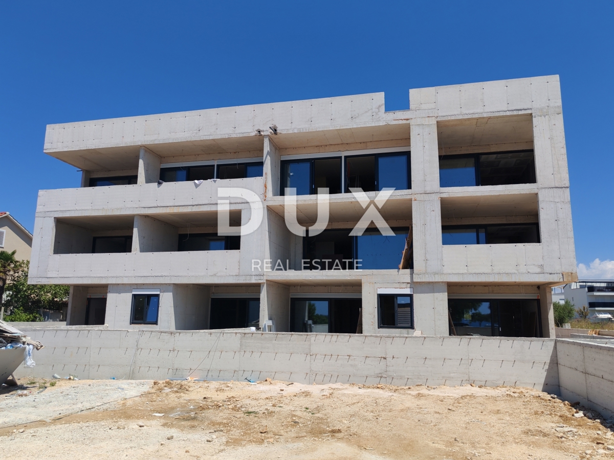 ZADAR, PRIVLAKA - Luksuzno stanovanje 120 metrov od morja z očarljivim pogledom na morje! S5
