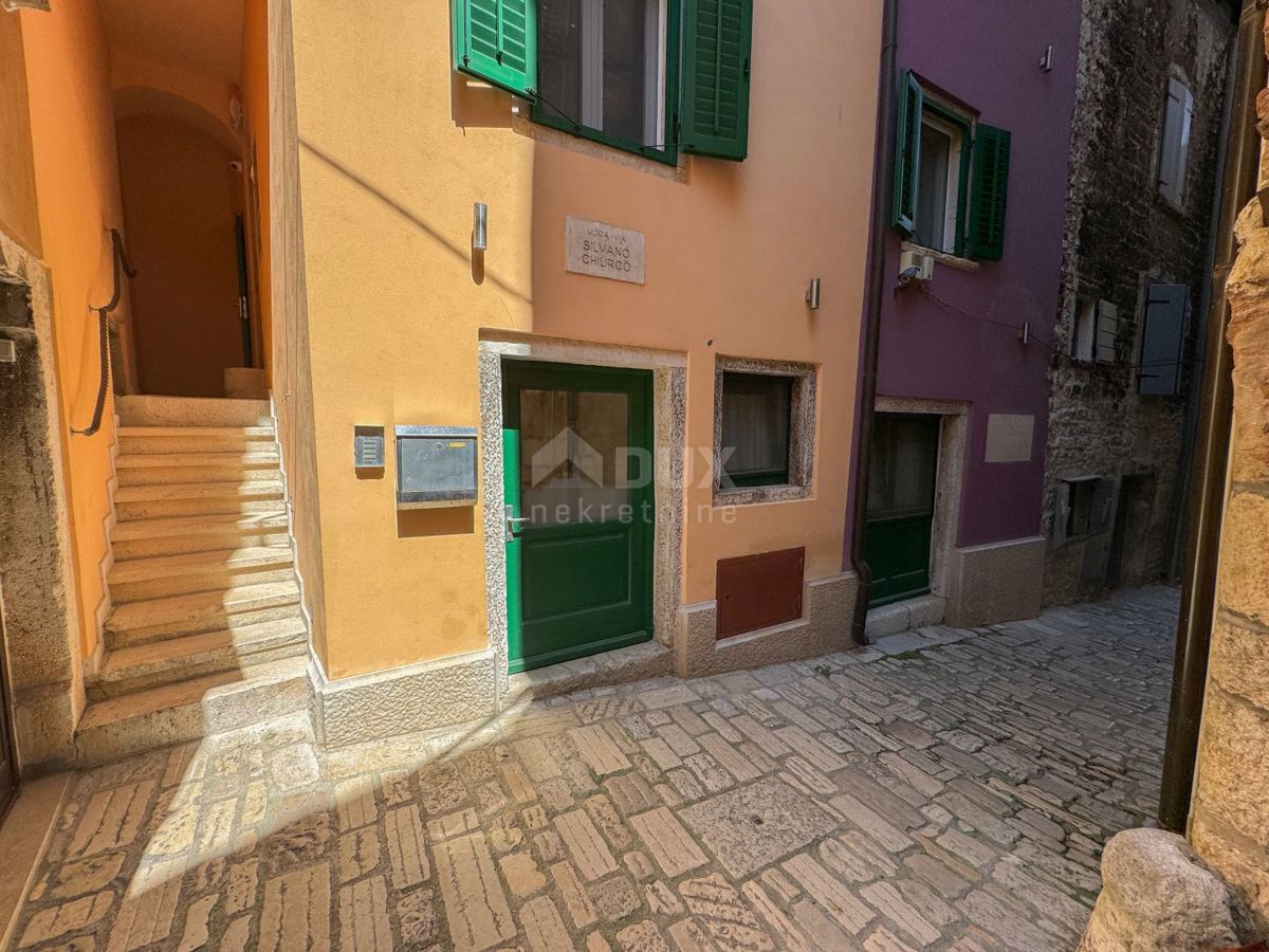 ROVINJ, CENTER - vrhunsko urejena stavba v srcu Rovinja s strešno teraso, razgledom, jacuzzijem