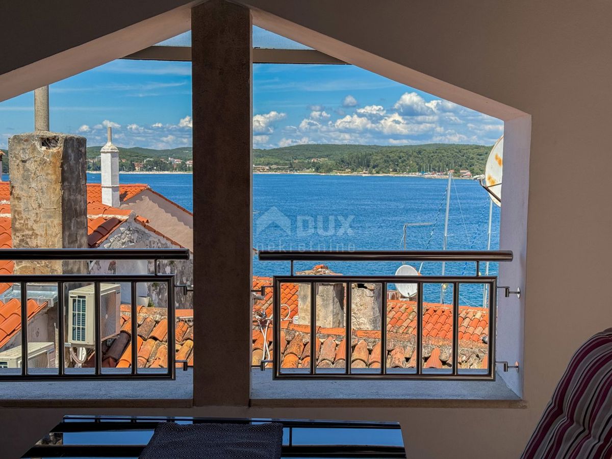 ROVINJ, CENTER - vrhunsko urejena stavba v srcu Rovinja s strešno teraso, razgledom, jacuzzijem