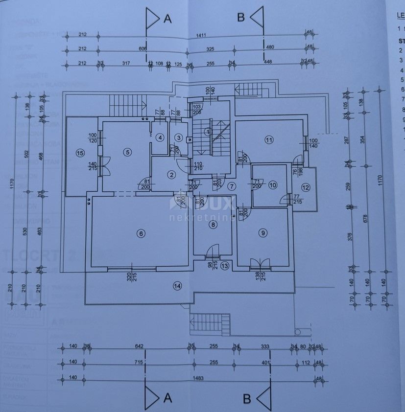 OPATIJA, IČIĆI - hiša v bližini marine Ičići za obnovo, bogat vrt, panoramski pogled na morje, garaže