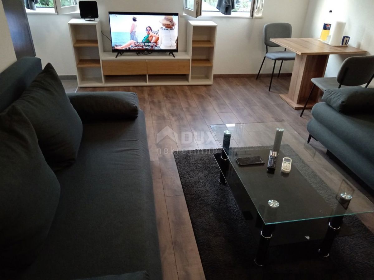 ČAVLE, MAVRINCI - na novo prenovljeno in opremljeno stanovanje 25 m2