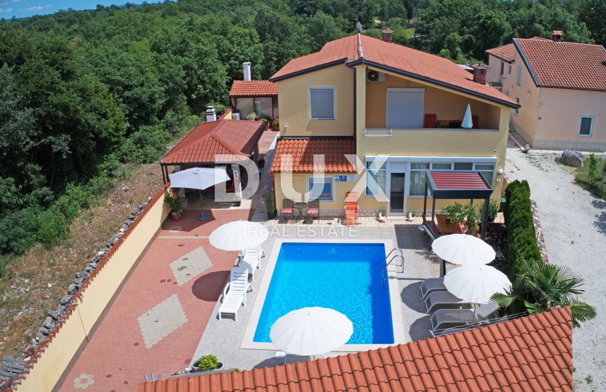 ISTRA, POREČ - Apartmajska hiša z bazenom