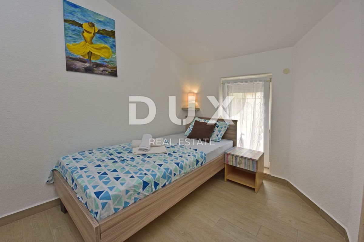 ISTRA, POREČ - Apartmajska hiša z bazenom