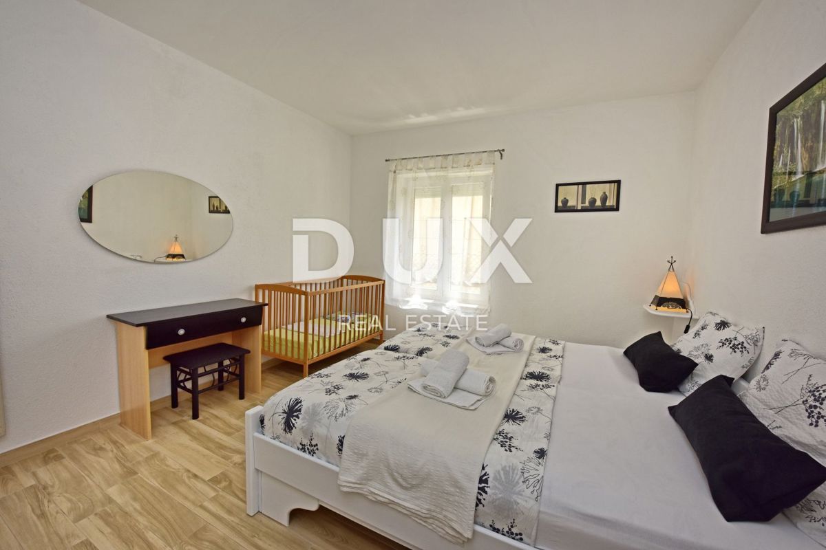 ISTRA, POREČ - Apartmajska hiša z bazenom