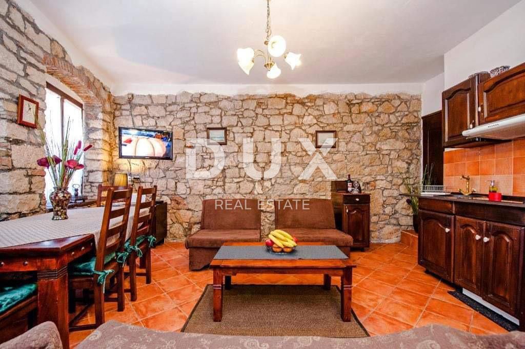 ISTRA, ROVINJ - Apartma v središču mesta 70 metrov od morja!