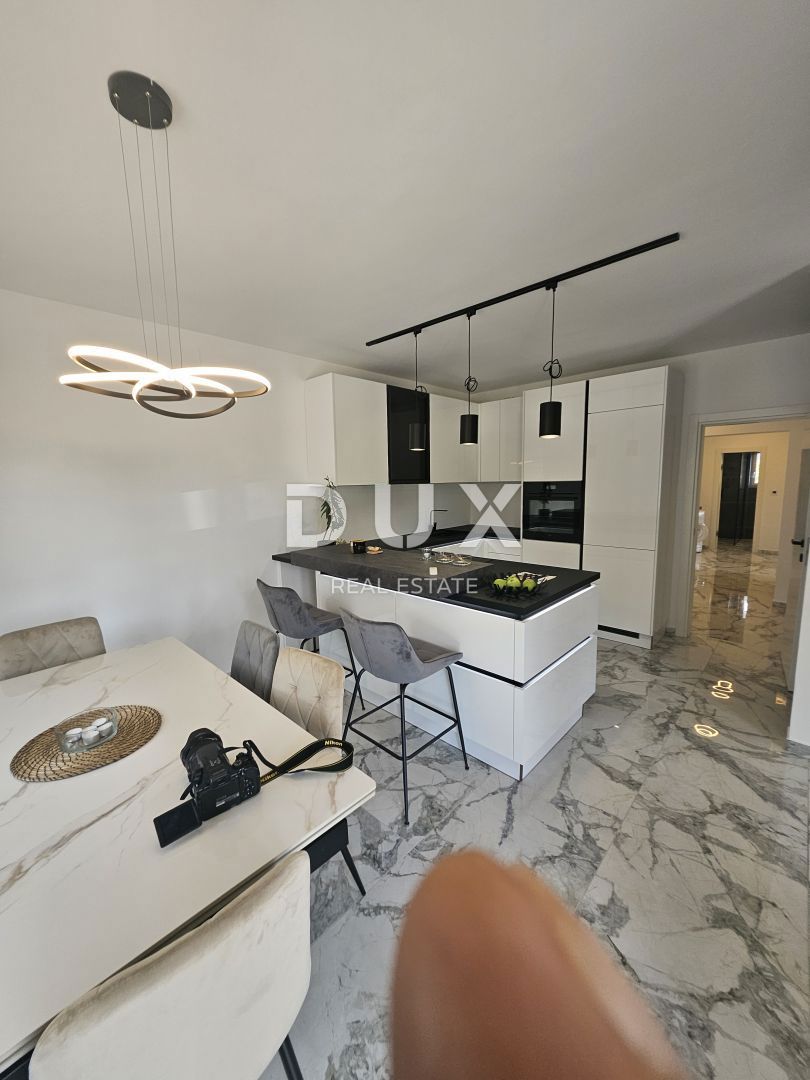 Costabella, Rijeka, 300m2