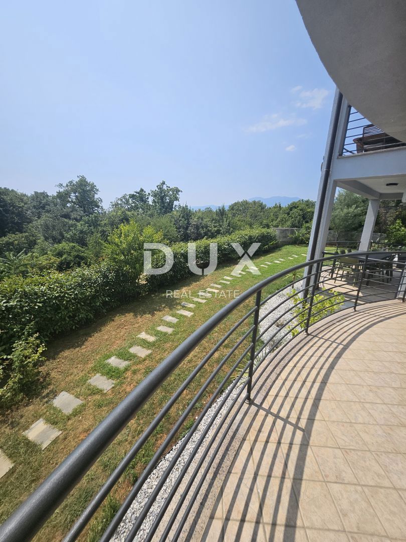 Costabella, Rijeka, 300m2