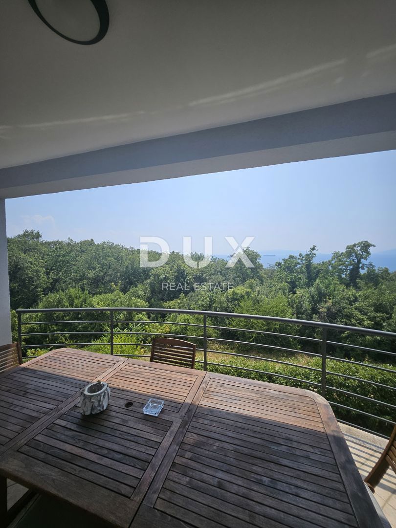 Costabella, Rijeka, 300m2