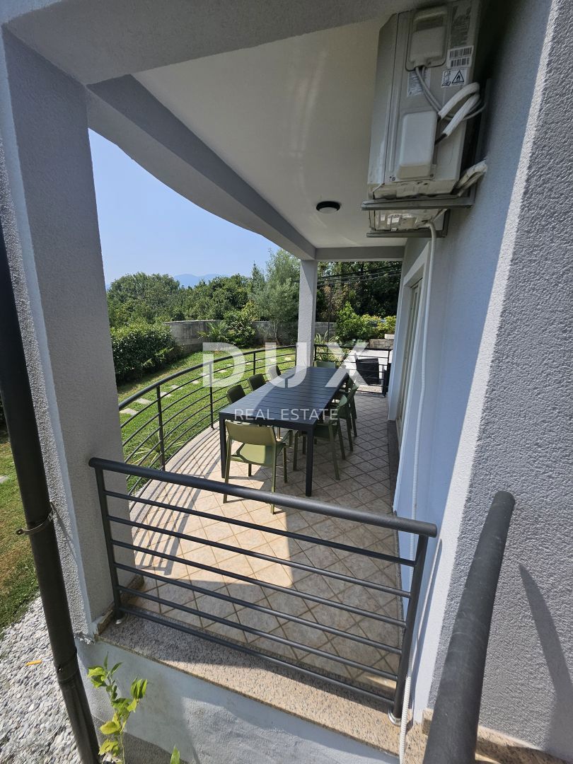 Costabella, Rijeka, 300m2