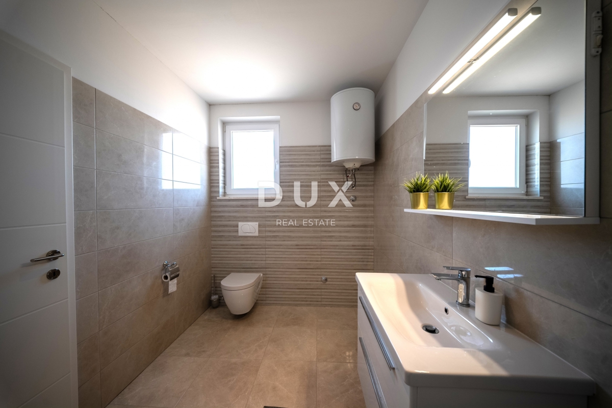 ISTRA, OKOLICA FAŽANA - Diskretna vila z maksimalno zasebnostjo na TOP lokaciji v bližini Fažane in Pulja