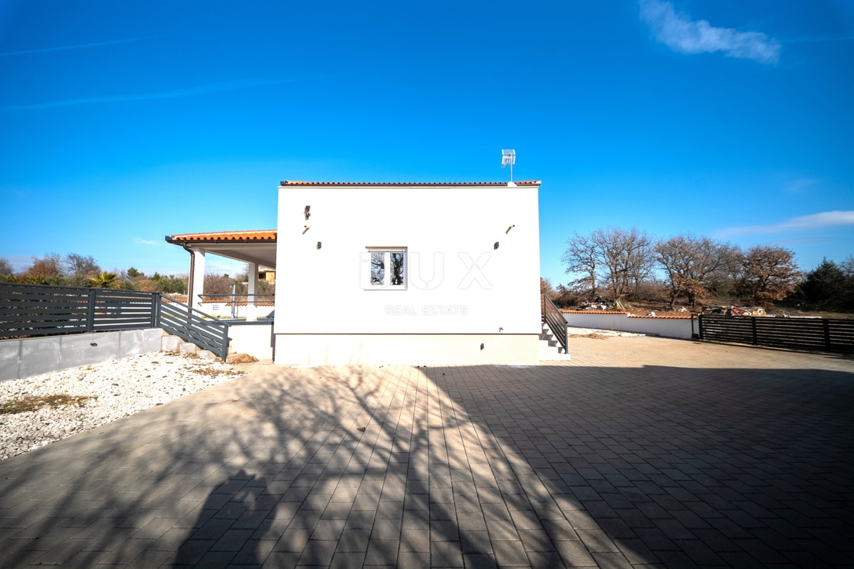 ISTRA, OKOLICA FAŽANA - Diskretna vila z maksimalno zasebnostjo na TOP lokaciji v bližini Fažane in Pulja