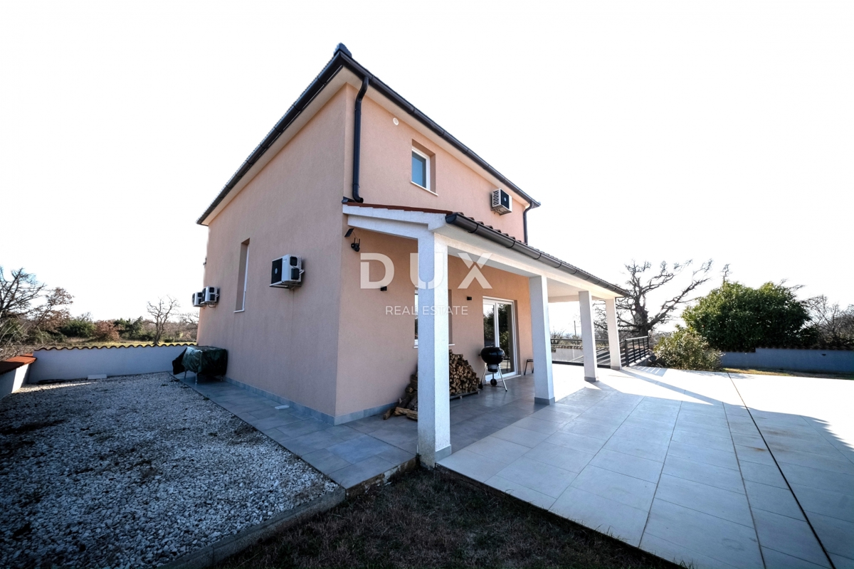 ISTRA, OKOLICA FAŽANA - Diskretna vila z maksimalno zasebnostjo na TOP lokaciji v bližini Fažane in Pulja