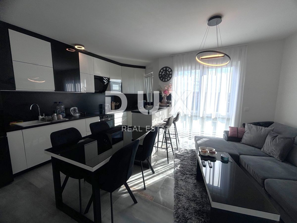 ZADAR, PLOVANIJA - Čudovit penthouse v novogradnji