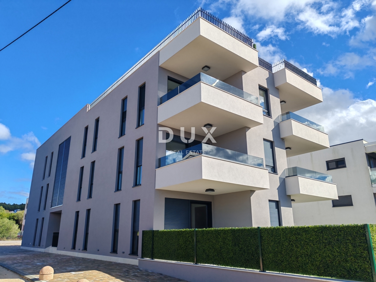 ZADAR, DIKLO - Vrhunski penthouse s pogledom na morje le 50 metrov od plaže! S7
