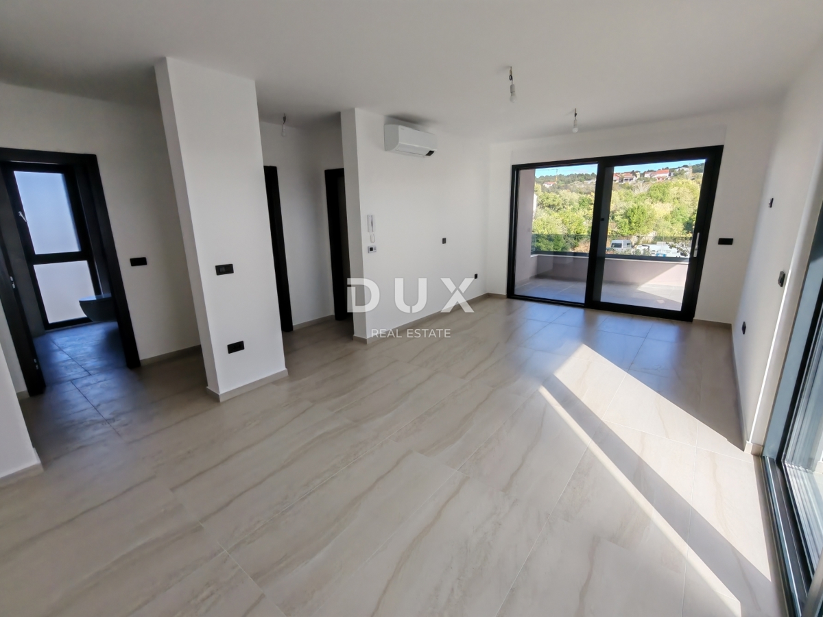 ZADAR, DIKLO - Vrhunski penthouse s pogledom na morje le 50 metrov od plaže! S7