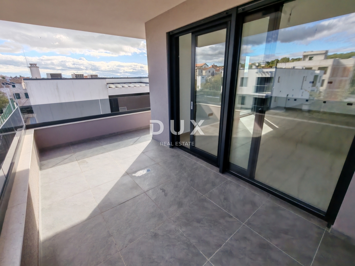 ZADAR, DIKLO - Vrhunski penthouse s pogledom na morje le 50 metrov od plaže! S7