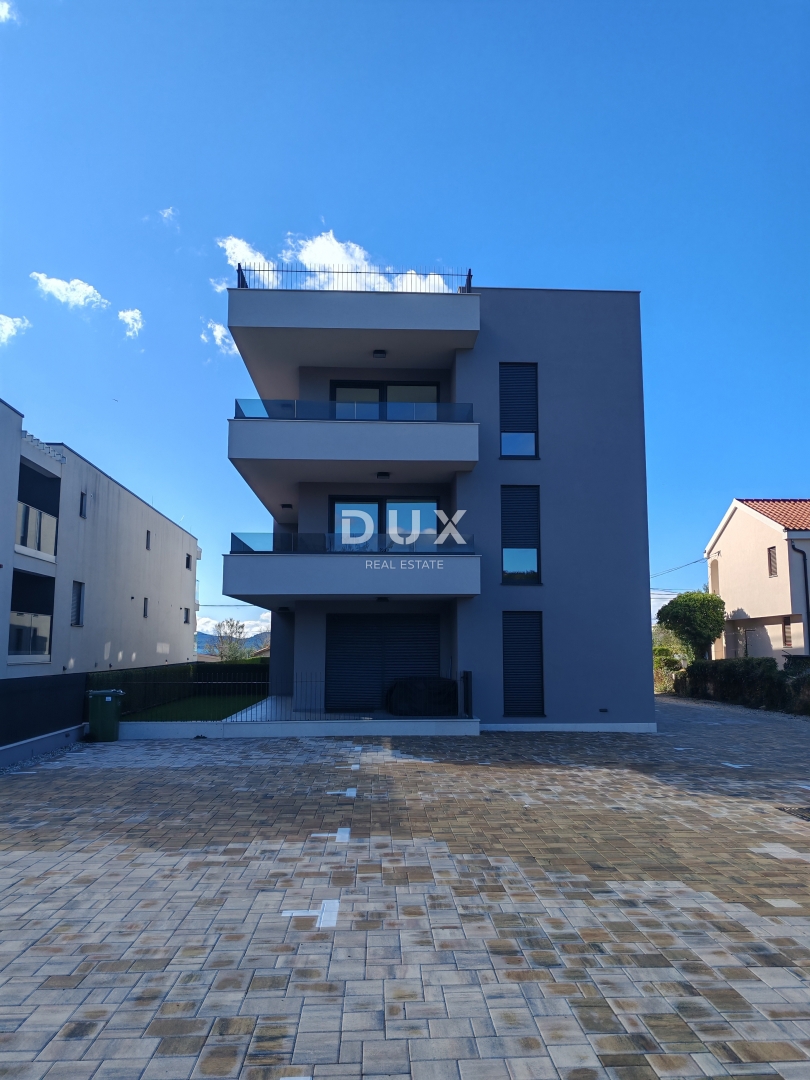 ZADAR, DIKLO - Vrhunski penthouse s pogledom na morje le 50 metrov od plaže! S7