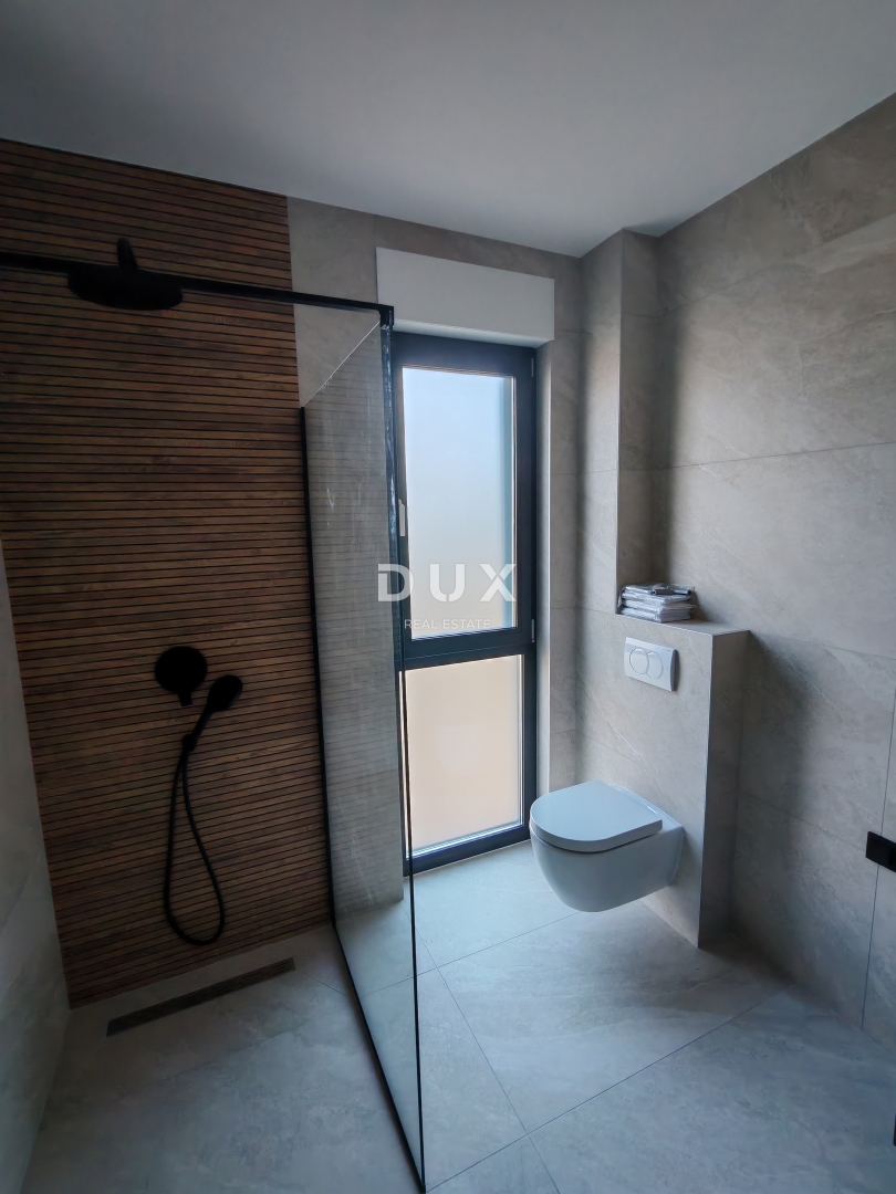 ZADAR, DIKLO - Vrhunski penthouse s pogledom na morje le 50 metrov od plaže! S7