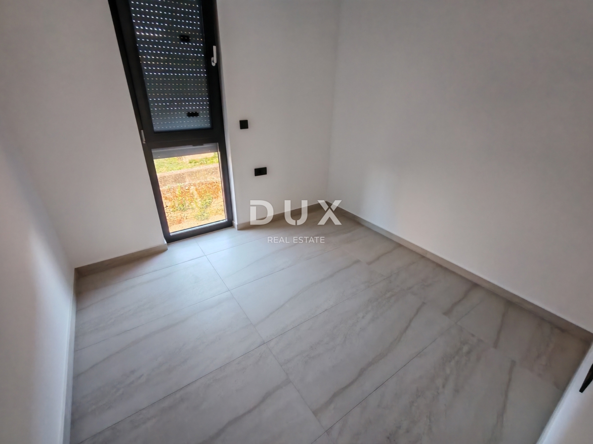 ZADAR, DIKLO - Vrhunski penthouse s pogledom na morje le 50 metrov od plaže! S7