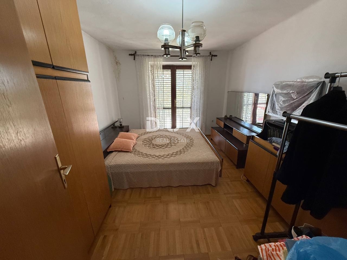 ISTRA, BRGOD - Hiša dvojček s pogledom na morje