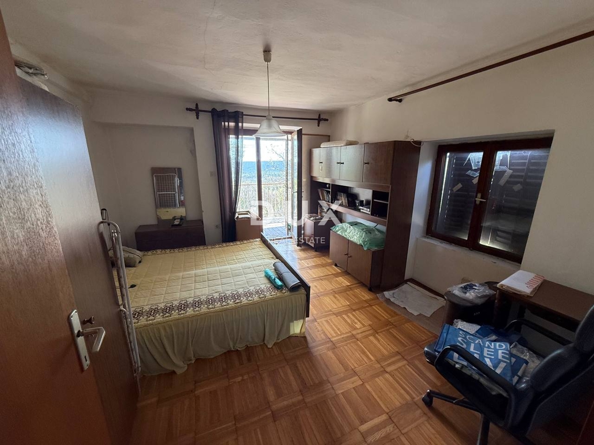 ISTRA, BRGOD - Hiša dvojček s pogledom na morje