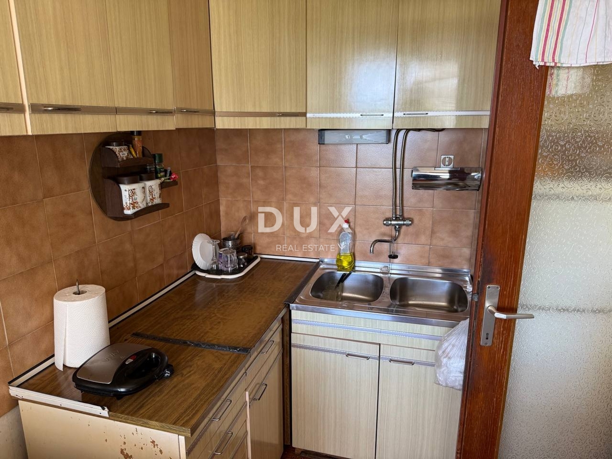 ISTRA, BRGOD - Hiša dvojček s pogledom na morje