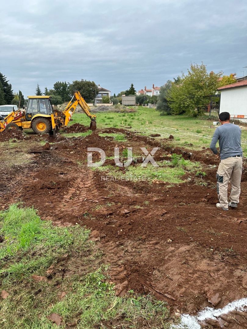 ISTRA, PEROJ - Gradbeno zemljišče z impresivnim pogledom na morje