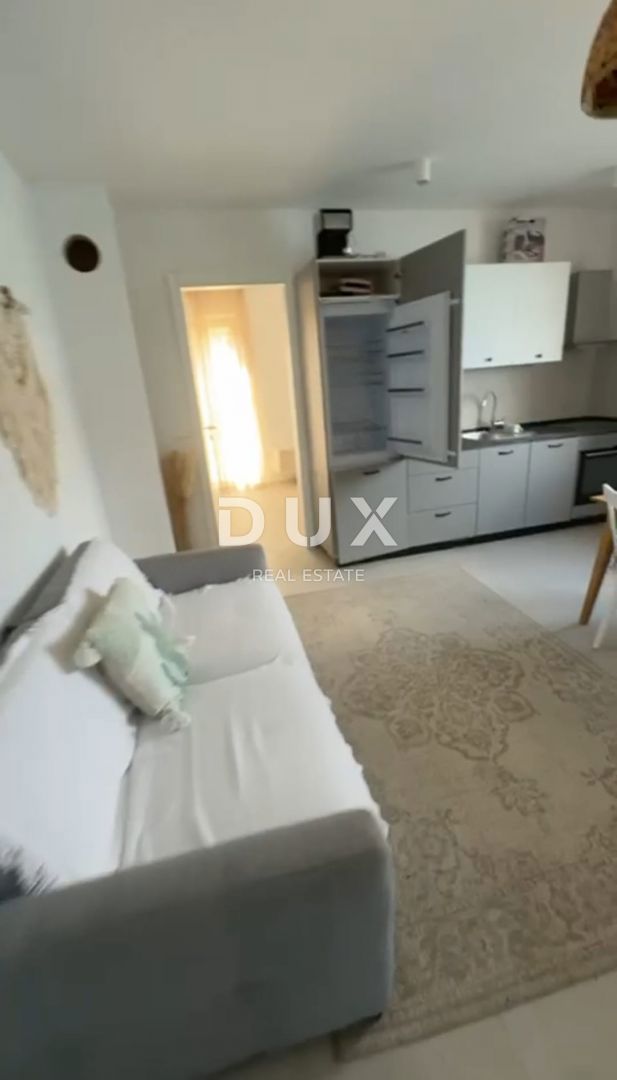 TISNO, MURTER – APARTMA V 1. VRSTI DO MORJA, IDEALEN ZA TURISTIČNI NAJEM!