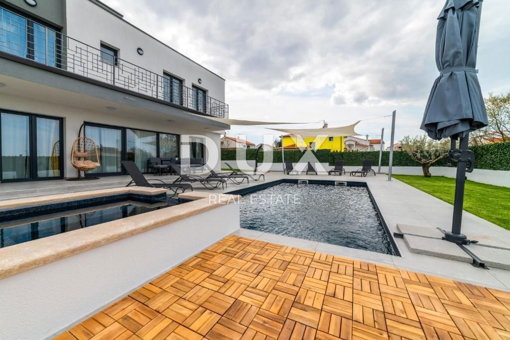 ISTRA, POREČ - Moderna vila z bazenom