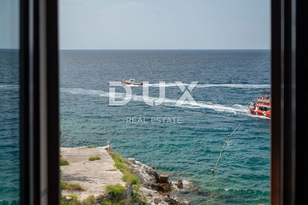 ISTRA, ROVINJ - Stanovanje z 2 spalnicama in 1 kopalnico v prvi vrsti ob morju z zasebno plažo