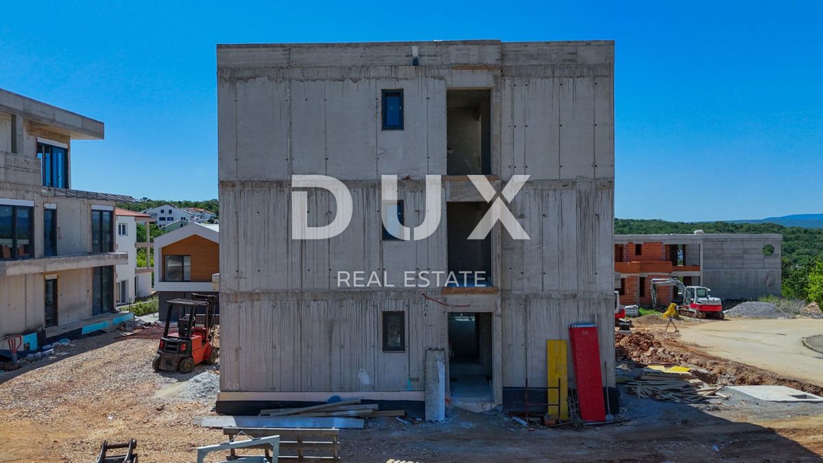 OTOK KRK, NJIVICE - Ekskluzivna novogradnja, dvoetažni apartma z bazenom!