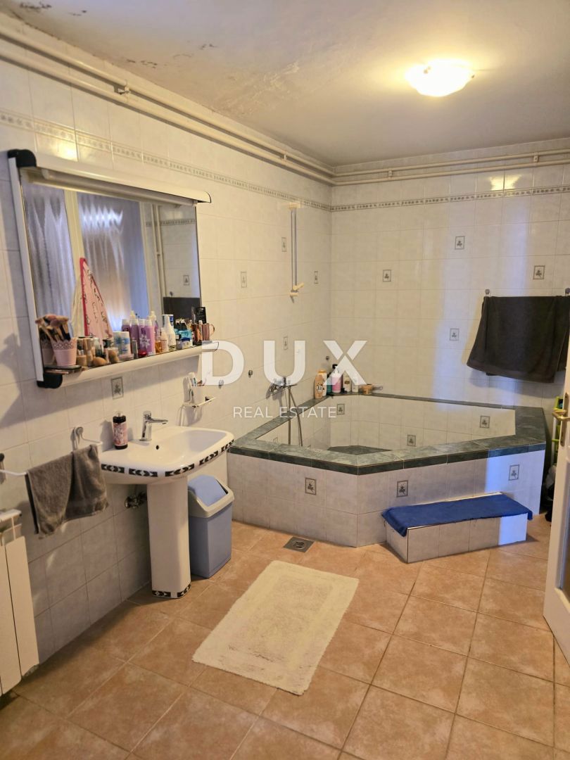 MALI LOŠINJ - apartma s teraso in pogledom na morje 