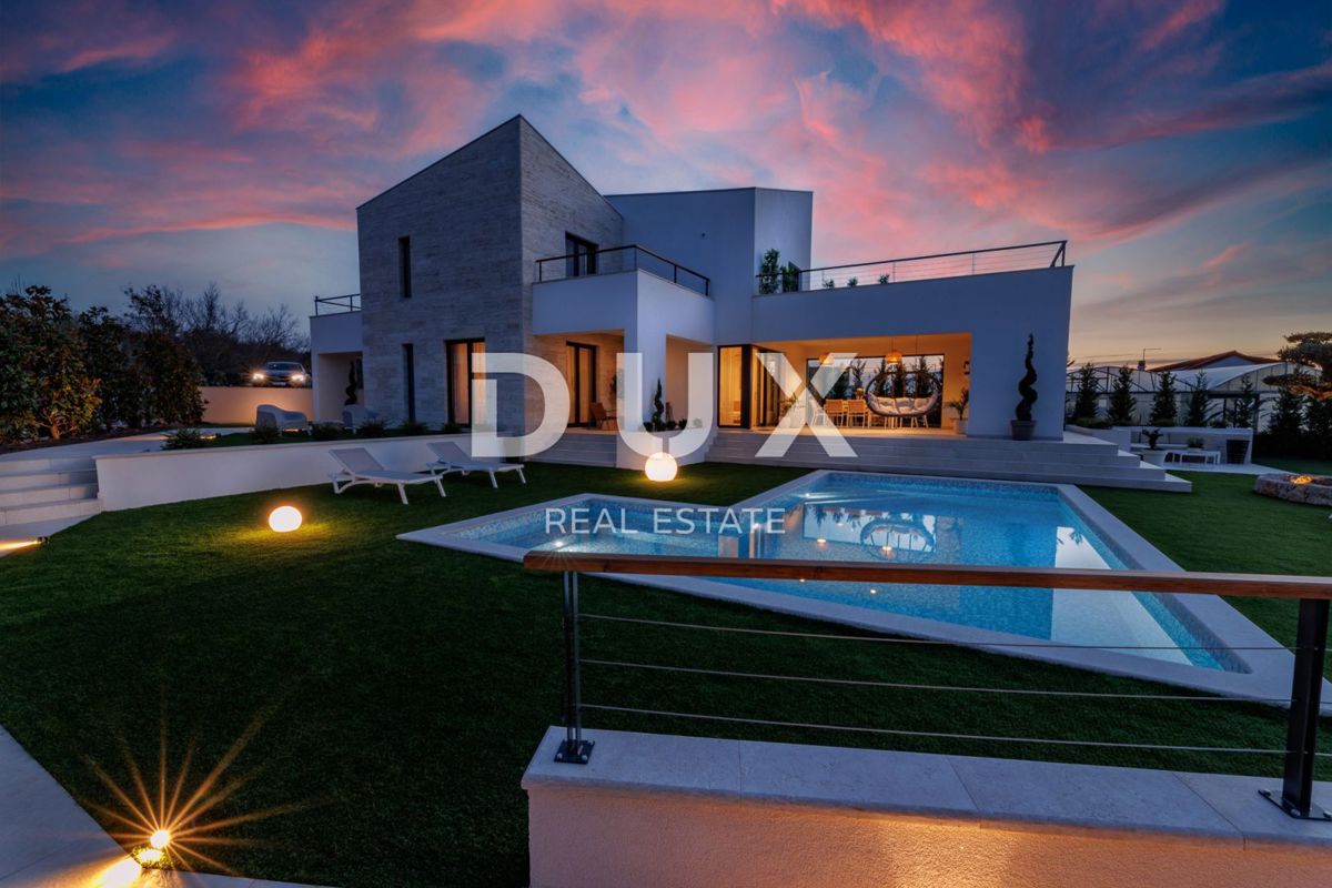 Žgombići, Malinska-Dubašnica, 390m2