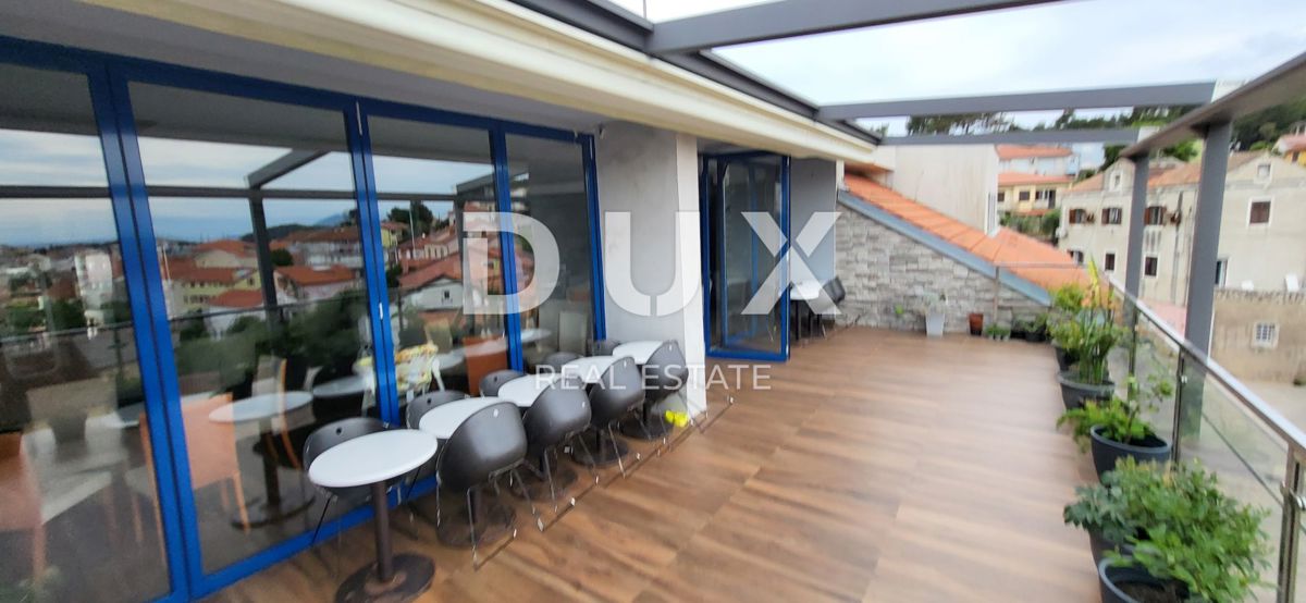 MALI LOŠINJ - privlačna, uveljavljena restavracija v bližini centra mesta