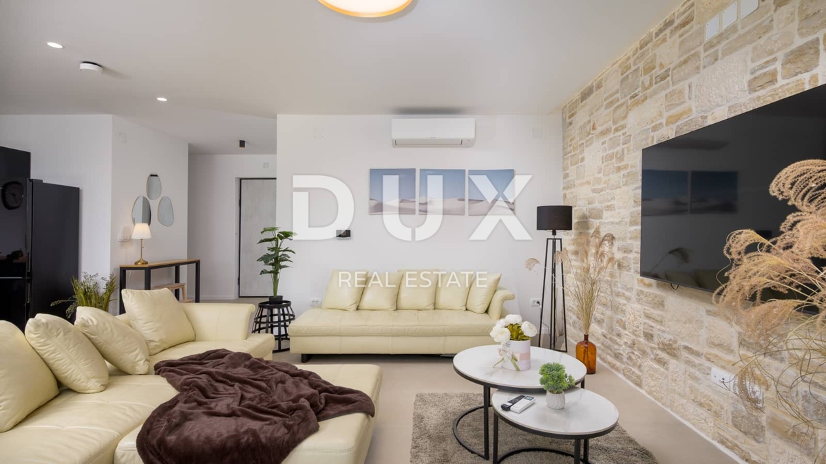 ISTRA, ROVINJ - Moderna nova vila z bazenom in zasebnostjo