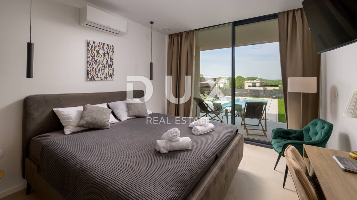 ISTRA, ROVINJ - Moderna nova vila z bazenom in zasebnostjo