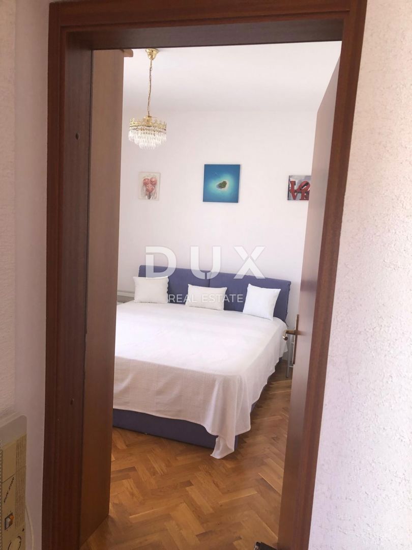ZADAR, NIN - Samostojna hiša s 4 nadstropji, 100 m od plaže!