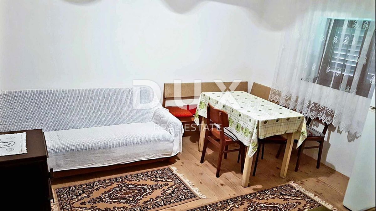 LIKA, GOSPIĆ - Samostojna hiša z neomejenim potencialom ob naravnem parku Velebit in 20 minut od morja!